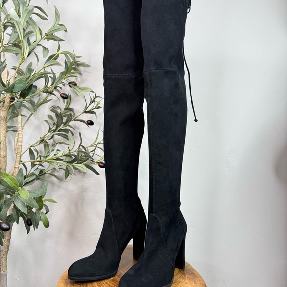 Stuart Weiztman Highland Stretch-Leather Over-the-Knee Boot size 6
$950 - Picture 1 of 8